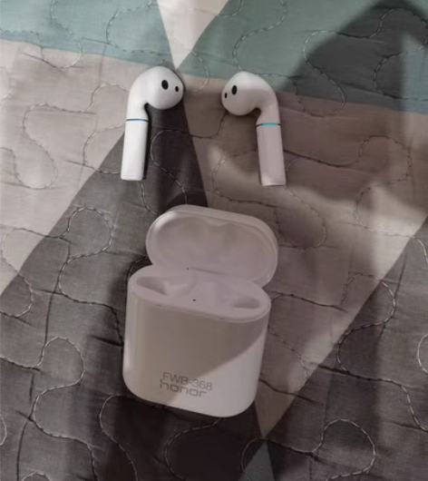 flypods耳机闲置 感兴趣的话点“我想...
