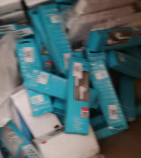 包邮AM115半入耳式线控带麦可调音可通话...