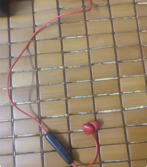 纽曼入耳式SL80蓝牙耳机,颜色中国红,充...