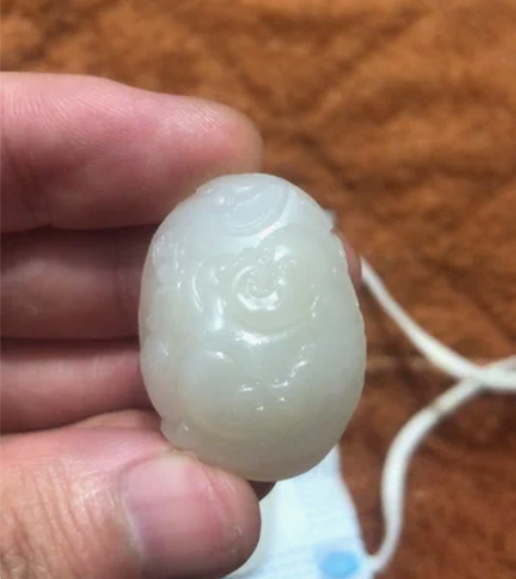 包邮玉雕佛挂件 和田玉俄料挂件佛 感兴趣的...