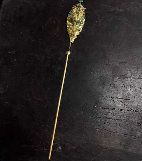 清代银鎏金蝶恋花发簪 金水保存很好，工艺精...