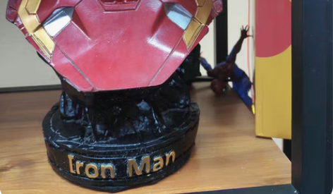 包邮钢铁侠半身像 感兴趣的话点“我想要”和...