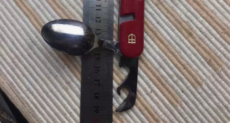 包邮日本产瑞士多功能军刀4种功能带日本产地...