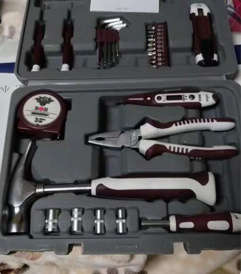 包邮工具箱感兴趣的话给我留言吧！二手物品不...