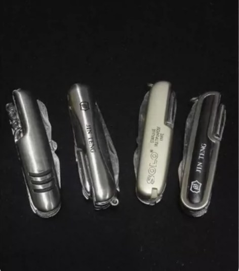 包邮多功能携带小工具， 不锈钢多功能军刀外...