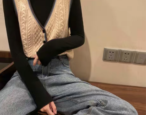 转卖叠穿日系针织马甲背心女士春秋季2021...