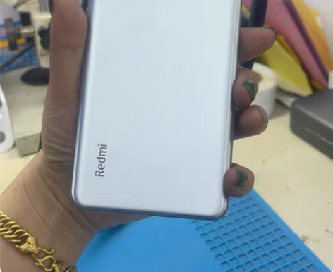 包邮红米K50，原版无拆修，带盒全配，12...