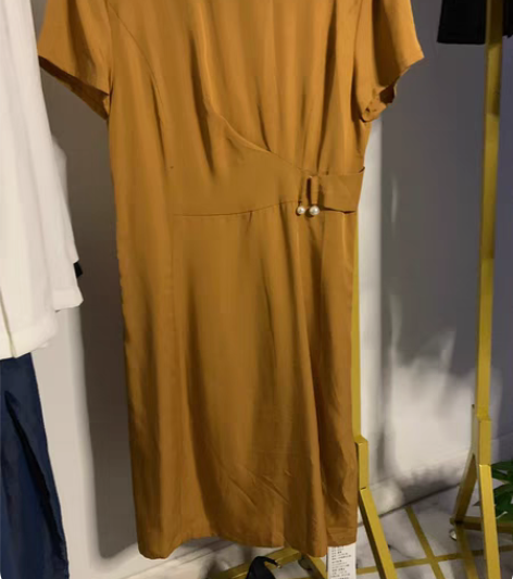 朝花夕拾毛衣羊毛衫，165L码全新无吊牌，...