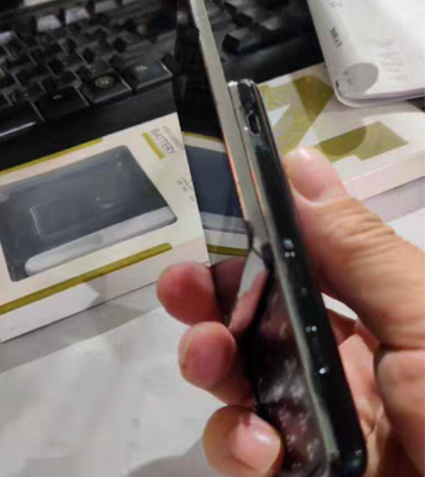 包邮三星GT-S5580，成色如图 屏幕有...