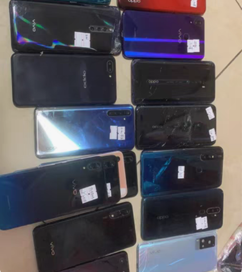 oppo vivo 内爆屏坏a5 a84?...
