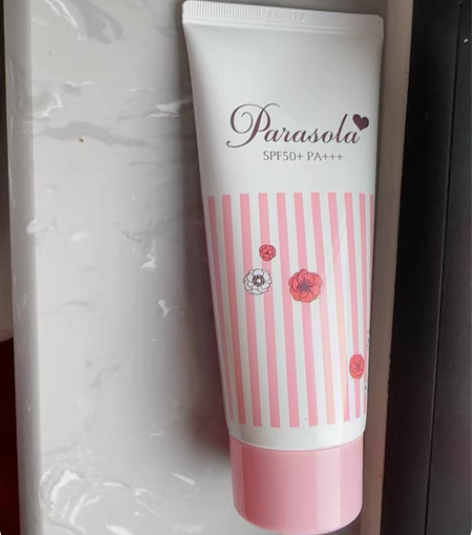 防晒 全新 正品 便宜出 感兴趣的话点“我...