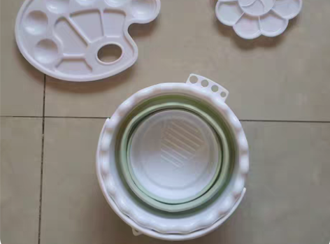 美术四件套  绘画必备  调色盘  水彩笔...