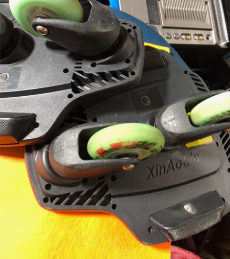 出鑫奥林漂移板滑板 感兴趣的话点“我想要”...