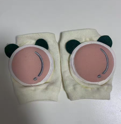 宝宝护膝 买来用过一两次 后面天热就没用了...