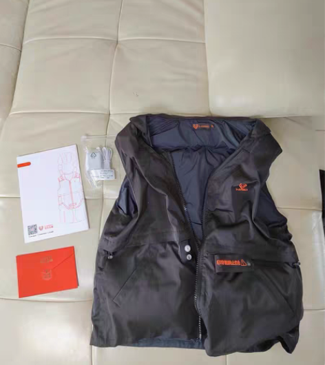 包邮老人摔跤，每次花费上万以上 买个防摔护...