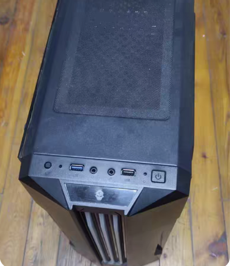 包邮组装台式机主机箱。cpu是E3-123...