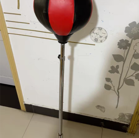 儿童拳击沙袋,孩子不玩放着占地方 沙袋底...