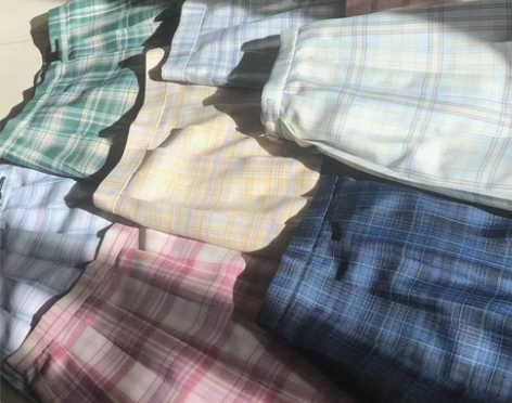 退坑低价出jk格裙 码数M/L 图片里是阳...