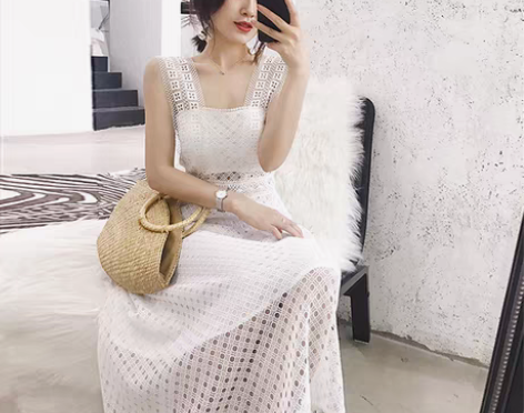 转卖FAN 2018夏季新品精美定制蕾丝镂...