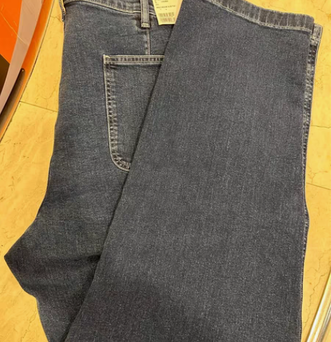 优衣库宽松工装长裤，货号 456352，颜...