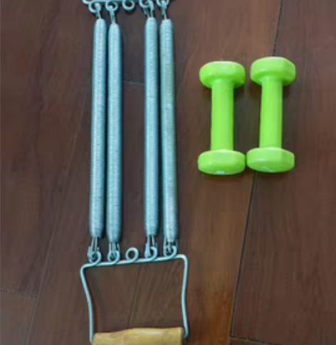 拉力器，哑铃一对，一只篮球，呼啦圈 拉力器...