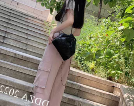 转卖甜辣风口袋复古粉色工装裤女小个子高腰显...