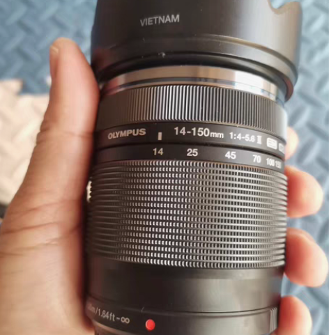 高价上门回收相机/单反/微单/镜头/摄像机...