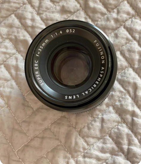 包邮富士镜头 35mm1.4 99新 去年...