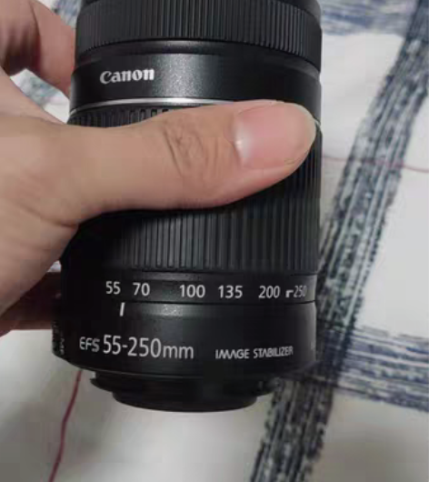 包邮出佳能55-250二代长焦镜头，98新...