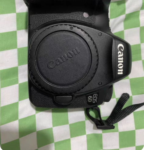 包邮佳能6D单反相机 适合新手练手画质很棒...