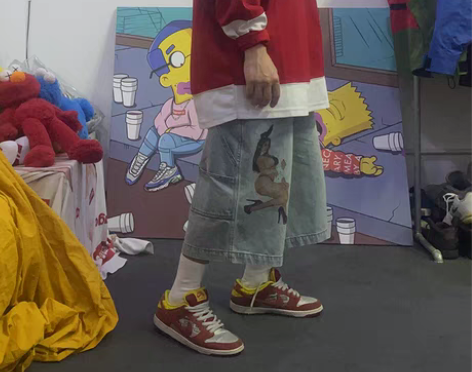 转卖小众oldschool风宽松肥大嘻哈h...