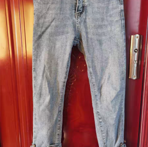 包邮出牛仔裤 95斤以里????S轻微穿着...