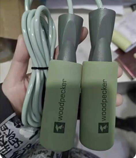 包邮（亏本甩）正品啄木鸟pvc跳绳两用款，...