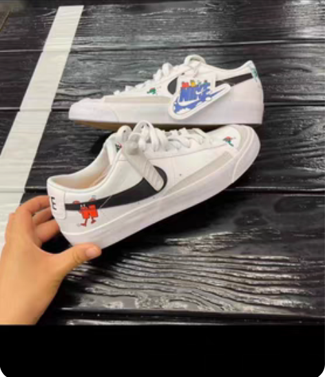 耐克。女子低帮卡通女子休闲运动板鞋DJ52...