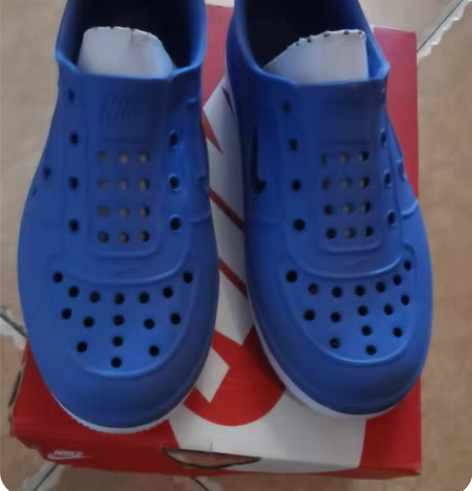 包邮耐克FOAM FORCE镂空运动鞋,娃...