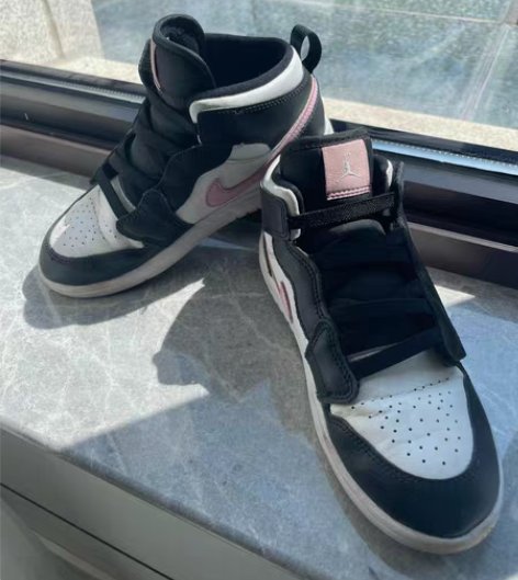 包邮Nike 女童运动鞋球鞋滑板鞋 感兴趣...