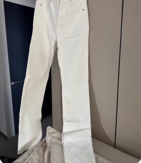 包邮清闲置，牛仔裤m码数，两个颜色，全新，...