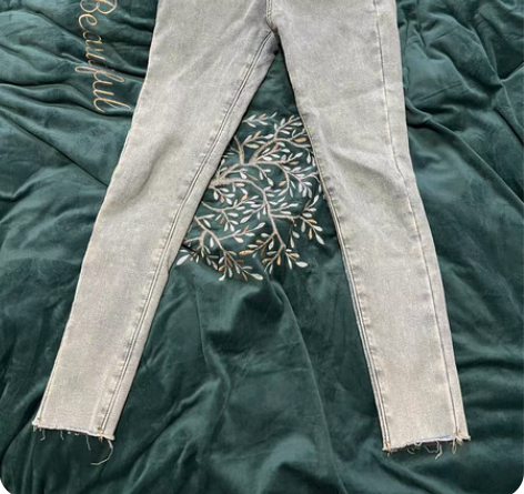 加绒牛仔裤 水洗蓝 感兴趣的话点“我想要”...