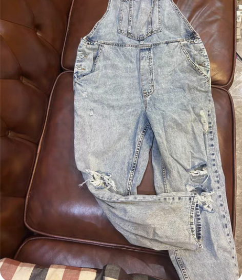 H##amp;amp;M 女士背带牛仔裤 ...