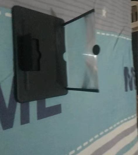 包邮手机屏幕放大器，几乎全新 感兴趣的话点...