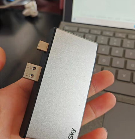 surface pro6扩展坞hub 一个...