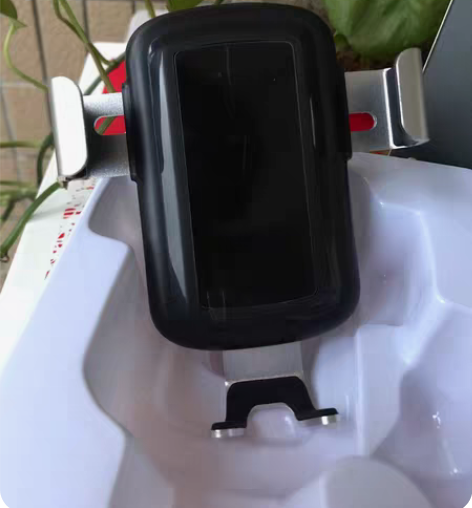 包邮出口大牌手机车载无线充 iphone车...