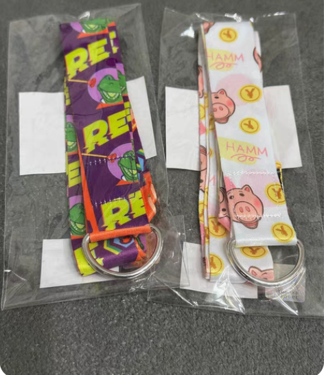 上海迪士尼 赌场 玩具总动员挂绳 金币猪 ...