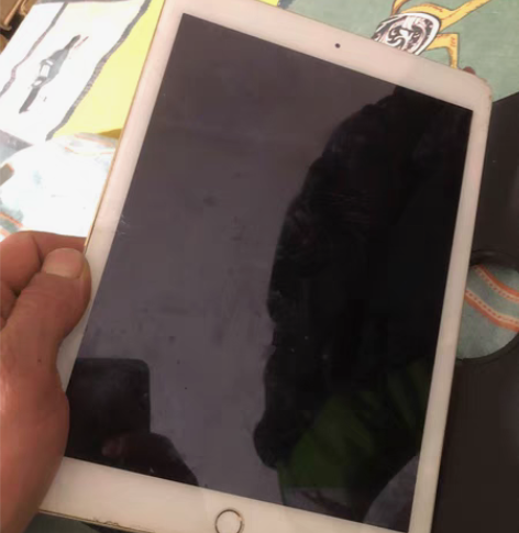 aier 2平板 看电影打游戏 嘎嘎的  ...