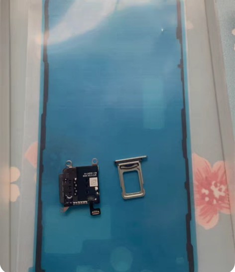 本人自用的iPhone6大学的时候在大商的...