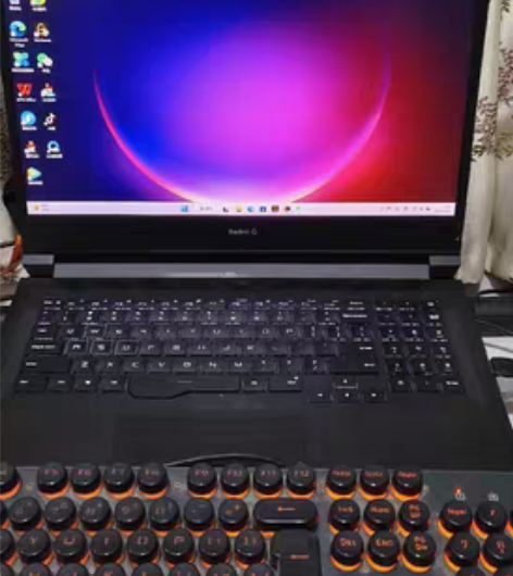 RedmiG游戏本九成新 感兴趣的话点“我...