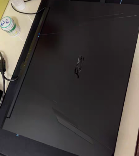 宏碁Acer暗影骑士擎  几乎全新 送键盘...