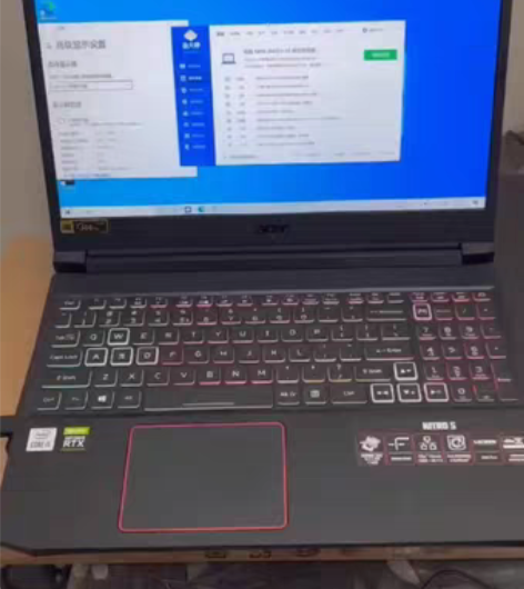 144电竞屏i5十代3060宏基暗影骑士擎...