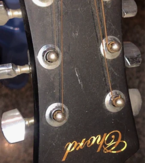 一把尘封的吉他，我不懂音乐，女儿以前学玩时...