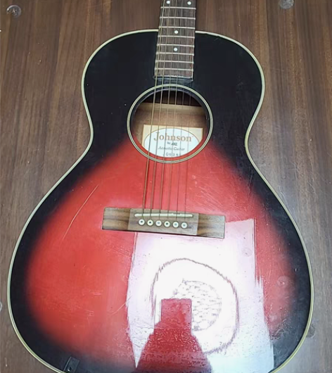 包邮Johnson吉他，没怎么用。带琴套....